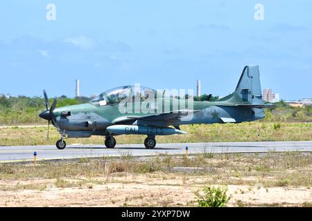 Ein A-29B Super Tucano der brasilianischen Luftwaffe im Rollen. Stockfoto