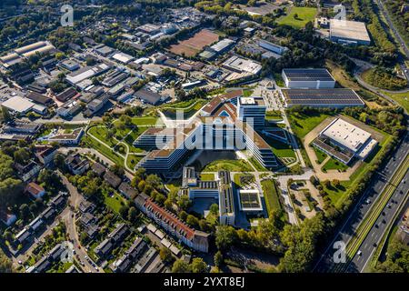 Luftaufnahme, Aldi Nord Campus, Gebäudeform entspricht dem Aldi Logo, Eckenbergstraße, Kray, Essen, Ruhrgebiet, Nordrhein-Westfalen, Deutschland Stockfoto