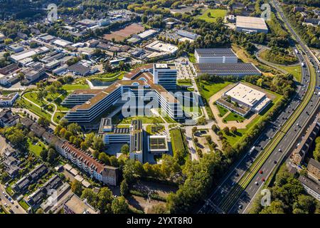 Luftaufnahme, Aldi Nord Campus, Gebäudeform entspricht dem Aldi Logo, Eckenbergstraße, Kray, Essen, Ruhrgebiet, Nordrhein-Westfalen, Deutschland Stockfoto