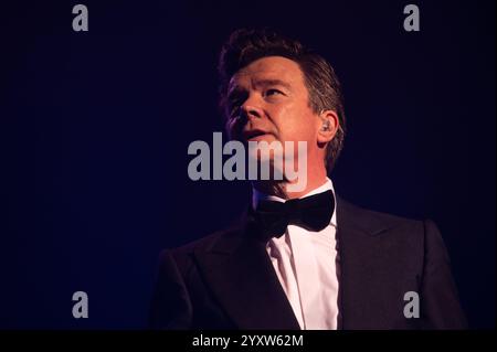 London, Vereinigtes Königreich. November 2024. Rick Astley aus den 80er-Jahren spielt in der Royal Albert Hall für die Weihnachtskonzerte. Cristina Massei/Alamy Live News. Stockfoto