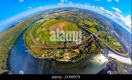 Luftaufnahme, Hengsteysee und Strandhaus Salitos Beach Hengsteysee, Freibad Südufer, Bahnlinie Hagen der Deutschen Bahn AG und Autobahn A1, Erdkugel, Stockfoto