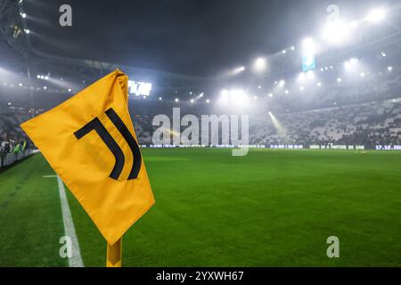 Turin, Italien. Dezember 2024. Ein allgemeiner Blick auf das Stadion während des Fußballspiels der Serie A 2024/25 zwischen Juventus FC und Venezia FC im Allianz Stadium Credit: dpa/Alamy Live News Stockfoto