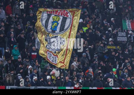 Turin, Italien. Dezember 2024. Fans des Juventus FC waren 2024/25 beim Fußball-Spiel der Serie A zwischen Juventus FC und Venezia FC im Allianz Stadium zu sehen. Credit: dpa/Alamy Live News Stockfoto