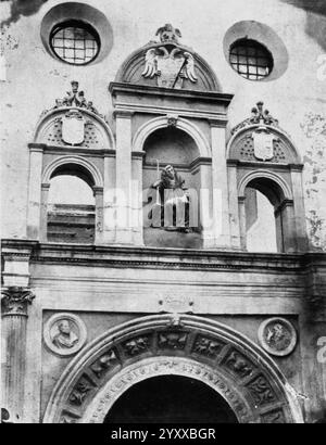 Detalle de la Portada de la desaparecida iglesia de san Gil en Granada. Stockfoto