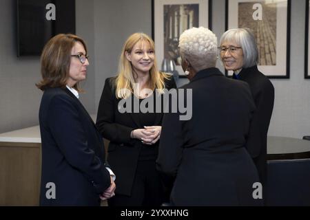 DHS-Beamter, der die Aufgaben der stellvertretenden Sekretärin Kristie Canegallo wahrnimmt, spricht während der Eröffnungszeremonien bei WIFLE (53908790810). Stockfoto