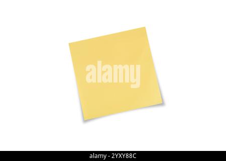 Draufsicht von gelbem Haftnotizpapier oder Post-it auf weißem Hintergrund Stockfoto