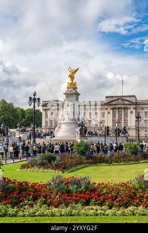 London, England – September 8,2024: Buckingham Palace in London, Sitz des Monarchen des Vereinigten Königreichs. Westminster Stockfoto