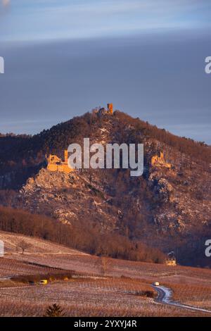 Ruinen von Catle Chateau de Saint-Ulrich, Chateau du Girsberg und Chateau du Haut-Ribeaupierre bei Ribeauville, Elsass, Frankreich Stockfoto