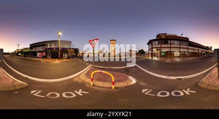 360 Grad Panorama Ansicht von 360°-Panorama des historischen Imperial Hotels in Coonabarabran New South Wales Australien