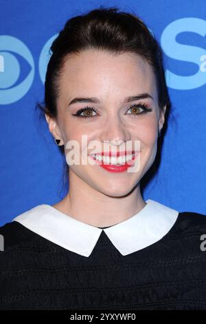 Renee Felice Smith bei der CBS 2014 Vorabpräsentation im Zelt im Lincoln Center in New York City am 14. Mai 2014 Stockfoto