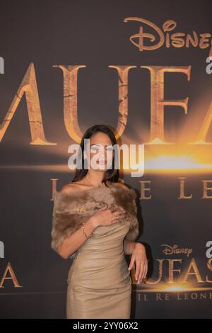 News - Photocall MUFASA: IL RE LEONE Elodie während des Photocall MUFASA: IL RE LEONE , News in Milano, Italien, 17. Dezember 2024 Milano Via Vigevano, 18 Italien Copyright: XLucaxMichelix/xLiveMediax LPN 1654389 Stockfoto