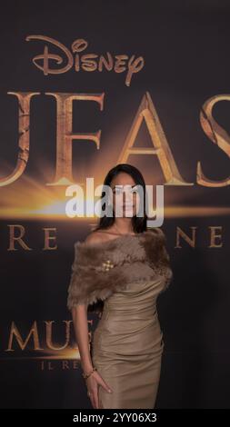 News - Photocall MUFASA: IL RE LEONE Elodie während des Photocall MUFASA: IL RE LEONE , News in Milano, Italien, 17. Dezember 2024 Milano Via Vigevano, 18 Italien Copyright: XLucaxMichelix/xLiveMediax LPN 1654388 Stockfoto