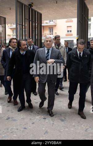 Mailand, Italien. Dezember 2024. Nella foto da sinistra verso destra Francesco Billari Rettore Bocconi, Antonio Tajani Vicepresidente del Consiglio dei ministri della Repubblica italiana, Attilio Fontana Presidente Regione LombardiaMilano - Italia - Cronaca Mercoled&#xec;, 18 Dicembre, 2024 (Foto di Marco Ottico/resse) die Generalberichterie von Marco Altico, Lapresse, 18. Dezember 2024 Stockfoto