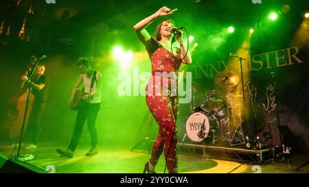 Skinny Lister in Scala, London, 13. Dezember 2024 Stockfoto