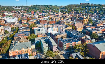 Luftaufnahme der historischen Innenstadt von Cincinnati und des Washington Parks Stockfoto