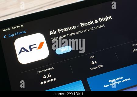 OSTRAVA, TSCHECHIEN - 28. SEPTEMBER 2024: App Store mit der mobilen App von Air France Airlines für Reisen Stockfoto