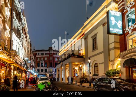 The Theatre Royal Drury Lane at Night, Covent Garden, London, Großbritannien. Stockfoto