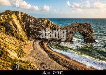 Abendsonne über Durdle Door. Stockfoto