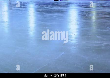 Nahaufnahme der Eisfläche auf der Eislaufbahn Stockfoto