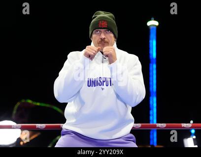 Oleksandr Usyk während eines offenen Workouts auf dem Boulevard World, Riad in Saudi-Arabien. Bilddatum: Mittwoch, 18. Dezember 2024. Stockfoto