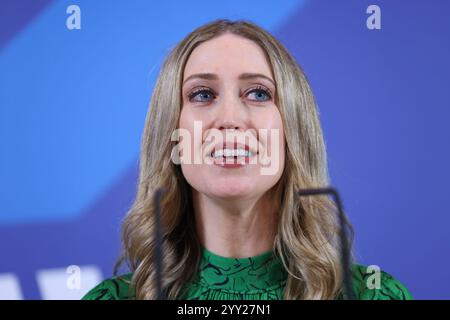 [MccLi0009644] die Finanzministerin Laura Trott wird auf einer Pressekonferenz in Westminster auf den Start des Labour-Manifests reagieren. C) Belin Stockfoto
