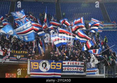 Stadio Olimpico, Rom, Italien. Dezember 2024. Coppa Italia Football; Roma versus Sampdoria; Sampdoria's Supporters Credit: Action Plus Sports/Alamy Live News Stockfoto