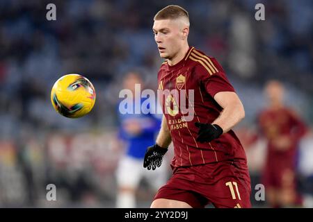 Rom, Italien. Dezember 2024. Artem Dovbyk von AS Roma während des Fußballspiels Coppa Italia zwischen AS Roma und UC Sampdoria im Olimpico-Stadion in Rom (Italien) am 18. Dezember 2024. Quelle: Insidefoto di andrea staccioli/Alamy Live News Stockfoto