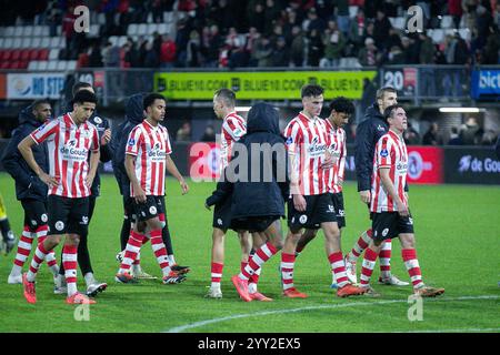 Rotterdam, Niederlande. Dezember 2024. ROTTERDAM, Stadion Het Kasteel, 18-12-2024, Saison 2024/2025, Niederländisch TOTO KNVB Beker. Während des Spiels Sparta - Go Ahead Eagles (Cup), Spieler Sparta Enttäuschung Credit: Pro Shots/Alamy Live News Stockfoto
