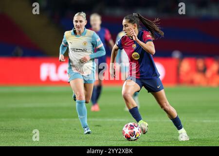 Barcelona, Spanien. Dezember 2024. Barcelona, Spanien, 18. Dezember 2024: Francisca Nazareth „Kika“ (18 FC Barcelona) in Aktion während des Fußballspiels der UEFA Women's Champions League zwischen dem FC Barcelona und Manchester City bei den Estadi Olimpic Lluis Companys in Barcelona, Spanien (Judit Cartiel/SPP) Credit: SPP Sport Press Photo. /Alamy Live News Stockfoto