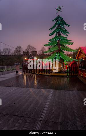 Cardiff's Winter Wonderland auf dem Gelände von Cardiff Castle, South Wales Stockfoto