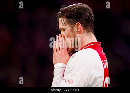 Amsterdam, Niederlande. Dezember 2024. AMSTERDAM, NIEDERLANDE - 19. DEZEMBER: Wout Weghorst des AFC Ajax Gesten während des niederländischen TOTO KNVB Cup-Spiels zwischen AFC Ajax und SC Telstar am 19. Dezember 2024 in der Johan Cruijff Arena in Amsterdam, Niederlande. (Foto: Broer van den Boom/Orange Pictures) Credit: Orange Pics BV/Alamy Live News Stockfoto