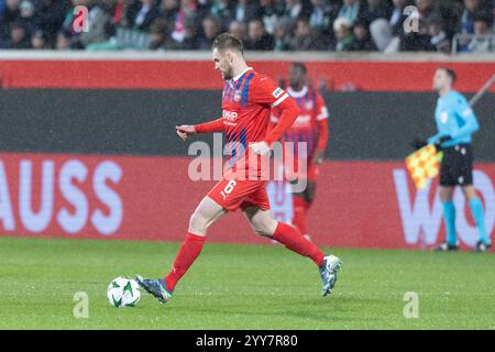 Heidenheim, Deutschland. Dezember 2024. Heidenheim, Deutschland 19. Dezember 2024: UEFA Conference League - 2024/2025 - 1.FC Heidenheim gegen FC St. Gallen 1879 im Bild: Partick Mainka (FC Heidenheim) Credit: dpa/Alamy Live News Stockfoto