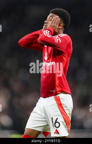 London, Großbritannien. Dezember 2024. Manchester United Mittelfeldspieler Amad Diallo (16) reagiert am 19. Dezember 2024 im Tottenham Hotspur FC gegen Manchester United FC Carabao Cup Quater-Final-Spiel im Tottenham Hotspur Stadium, London, England, Vereinigtes Königreich Credit: Every Second Media/Alamy Live News Stockfoto
