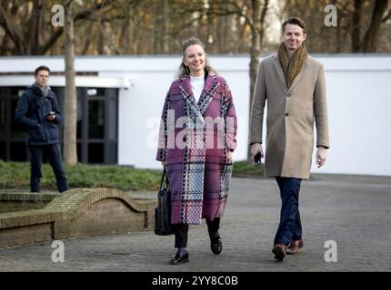 DER HAAG - Gesundheits-, Wohlfahrt- und Sportminister Fleur Agema kommt zum wöchentlichen ministerrat in den Catshuis. ANP KOEN VAN WEEL niederlande aus - belgien aus Stockfoto