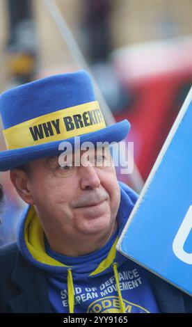 Steve Bray, ein bekannter Aktivist gegen den Brexit (pro EU), in Westminster. Stockfoto