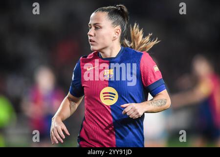 Barcelona, Spanien, Spanien. Dezember 2024. Claudia PINA aus Barcelona während des Gruppenspiels der UEFA Women's Champions League zwischen dem FC Barcelona und Manchester City FC am 18. Dezember 2024 in Barcelona, Spanien, bei Estadi Olimpic Lluis Companys. (Kreditbild: © Matthieu Mirville/ZUMA Press Wire) NUR REDAKTIONELLE VERWENDUNG! Nicht für kommerzielle ZWECKE! Stockfoto