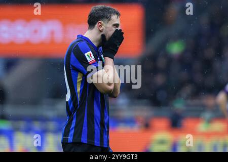 Mailand, Italien. Dezember 2024. Carlos Augusto vom FC Internazionale reagierte beim Coppa Italia-Fußballspiel 2024/25 zwischen dem FC Internazionale und Udinese Calcio im San Siro Stadium Credit: dpa/Alamy Live News Stockfoto