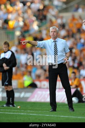 Alan Pardew, der Manager/Cheftrainer von Newcastle United. Barclays Premier League - Wolverhampton Wanderers gegen Newcastle United Stockfoto