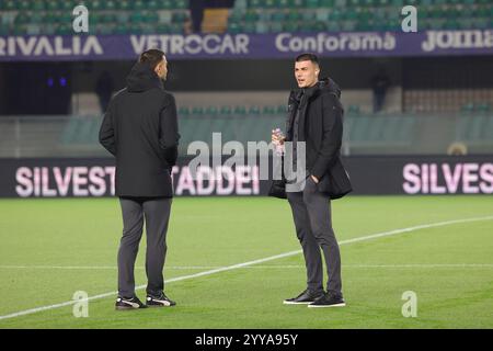 Marcantonio Bentegodi, Verona, Italien. Dezember 2024. Serie A Fußball, Hellas Verona gegen AC Milan; Diego Coppola von Hellas Verona Walk the Field Credit: Action Plus Sports/Alamy Live News Stockfoto