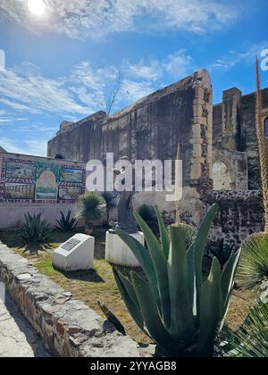 Zempoala, Hidalgo, Mexiko - 14. Februar 2024: Die magische mexikanische Stadt Zempoala im Bundesstaat Hidalgo mit Kulturtourismus ist die Hauptattraktion Stockfoto