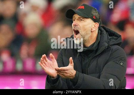 Marco Rose, RB Leipzig Teammanager, Trainer, Trainer, beim Spiel FC BAYERN MÜNCHEN - RB LEIPZIG am 20. Dezember 2024 in München. Saison 2024/2025, 1.Bundesliga, FCB, München, Spieltag 15, 15.Spieltag Fotograf: ddp Images/STAR-Images - DFL-VORSCHRIFTEN VERBIETEN JEDE VERWENDUNG VON FOTOS als BILDSEQUENZEN und/oder QUASI-VIDEO - Credit: ddp Media GmbH/Alamy Live News Stockfoto