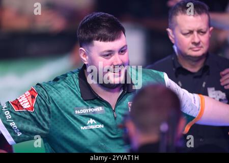 Alexandra Palace, London, Großbritannien. Dezember 2024. PDC Paddy Power World Dart Championships 2024/25 Tag 6; Credit: Action Plus Sports/Alamy Live News Stockfoto