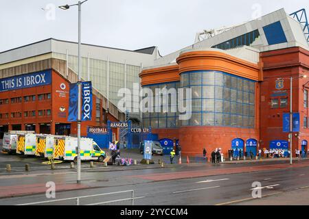 Glasgow, Großbritannien. Dezember 2024. An dem Tag, an dem die Rangers Dundee in der William Hill Premiership spielen, feiert der Rangers Football Club auch das 125-jährige Ibrox Stadium. Ibrox ist das drittgrößte Stadion Schottlands. Quelle: Findlay/Alamy Live News Stockfoto