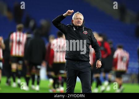 Cardiff, Großbritannien. Dezember 2024. Chris Wilder, der Manager von Sheffield United feiert nach dem Spiel. EFL Skybet Championship Match, Cardiff City gegen Sheffield Utd im Cardiff City Stadium in Cardiff, Wales am Samstag, den 21. Dezember 2024. Dieses Bild darf nur für redaktionelle Zwecke verwendet werden. Nur redaktionelle Verwendung, Bild von Andrew Orchard/Andrew Orchard Sportfotografie/Alamy Live News Credit: Andrew Orchard Sportfotografie/Alamy Live News Stockfoto
