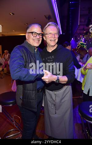 30 Jahre Weihnachten mit Frank Zander Karsten Speck, Wolfgang Lippert zum 30 zehn Jubilaeum von Frank Zander, Marcus Zander Weihnachten mit Frank & Familie Estrel Covention Center Berlin, am 21.12.2024 *** 30 Jahre Weihnachten mit Frank Zander Karsten Speck, Wolfgang Lippert zum 30. Jubiläum von Frank Zander, Marcus Zander Weihnachten mit Frank Family Estrel Covention Center Berlin, am 21 12 2024 Photopress Müller Stockfoto