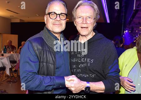 30 Jahre Weihnachten mit Frank Zander Karsten Speck, Wolfgang Lippert zum 30 zehn Jubilaeum von Frank Zander, Marcus Zander Weihnachten mit Frank & Familie Estrel Covention Center Berlin, am 21.12.2024 *** 30 Jahre Weihnachten mit Frank Zander Karsten Speck, Wolfgang Lippert zum 30. Jubiläum von Frank Zander, Marcus Zander Weihnachten mit Frank Family Estrel Covention Center Berlin, am 21 12 2024 Photopress Müller Stockfoto