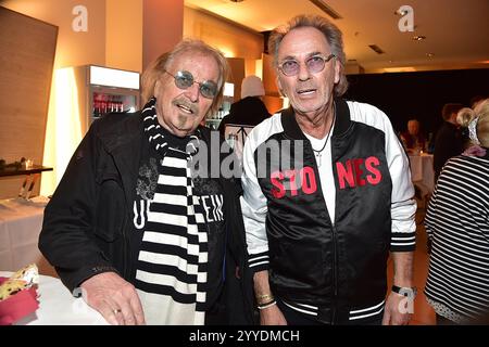 30 zehn Jubilaeum von Frank Zander, Weihnachten Frank Zander, Hugo Egon. Balder zum 30 zehn Jubilaeum von Frank Zander, Marcus Zander Weihnachten mit Frank & Familie Estrel Covention Center Berlin, am 21.12.2024 *** 30 Jahre Frank Zander, Weihnachten Frank Zander, Hugo Egon Balder zum 30. Geburtstag von Frank Zander, Marcus Zander Weihnachten mit Frank Family Estrel Covention Center Berlin, am 21 12 2024 Photopress Müller Stockfoto