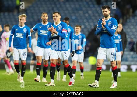 Glasgow, Großbritannien. Dezember 2024. Die Rangers spielten Dundee im Ibrox-Stadion im Spiel der William Hill Scottish Premiership League. Das Finale war die Rangers 1:0 Dundee und das Tor der Rangers wurde von Vaclav Cerny (Rangers 18) in 47 Minuten erzielt. Quelle: Findlay/Alamy Live News Stockfoto