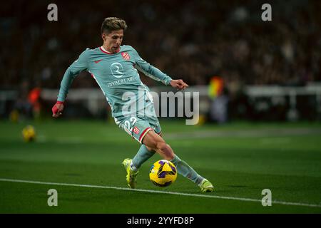 Barcelona, Spanien, 21. Dezember 2024. Spanische LaLiga EA Sports: FC Barcelona gegen Atletico de Madrid. Giuliano (22). Quelle: Joan G/Alamy Live News Stockfoto