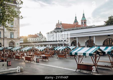 Ljubljana, Slowenien - 14. August 2024: Der Zentralmarkt von Ljubljana im Herzen der slowenischen Hauptstadt Stockfoto